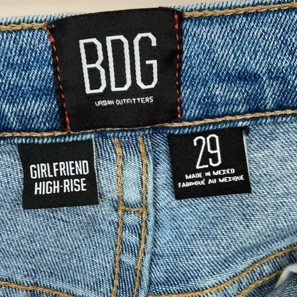 𝅺bdg Girlfriend HR Jeans - Picture 4 of 6